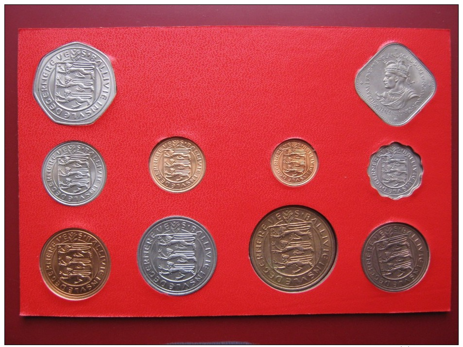 Guernsey 1934 - 1977 10 Coin Set  Decimal 1/2 Penny - 50 Pence & Pre-Decimal 4 Doubles - 10 Shillings - Guernsey