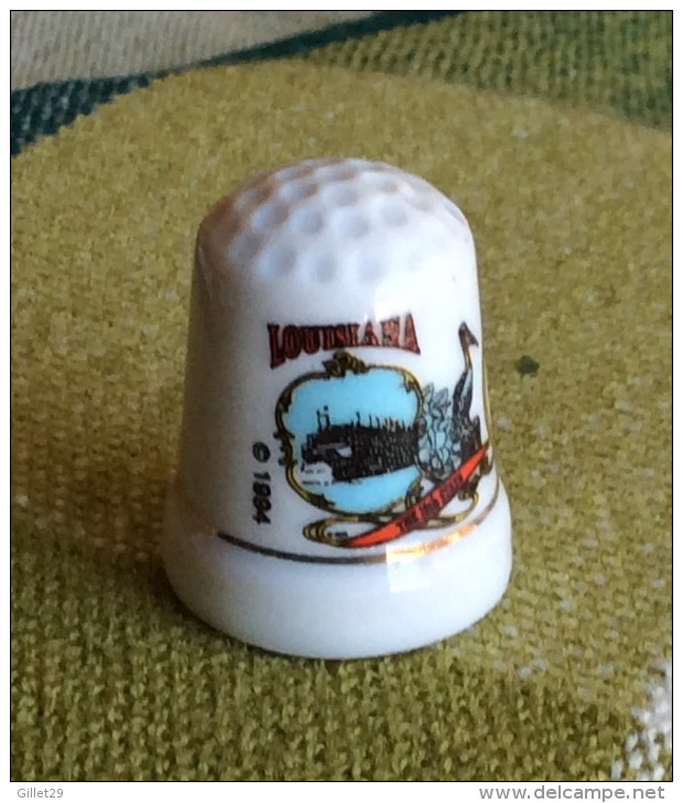 THIMBLES - DÉS À COUDRE EN PORCELAINE - LOUISIANA, U.S.A. 1994 - - Dés à Coudre