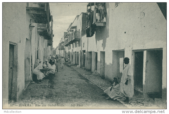 DZ BISKRA / Rue Des Ouled-Naïls / - Biskra