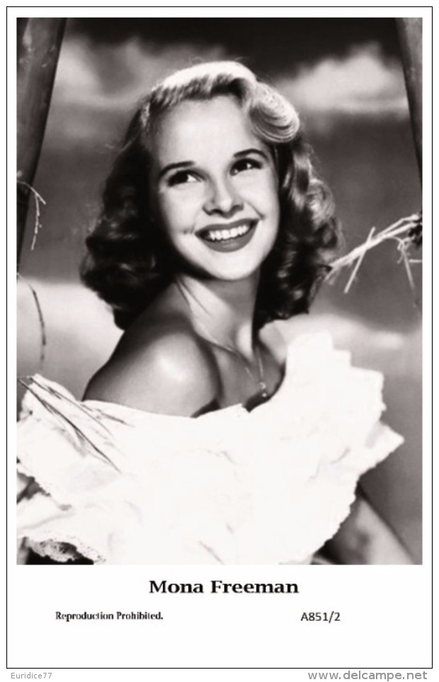 MONA FREEMAN - Film Star Pin Up - Publisher Swiftsure Postcards 2000 - Entertainers