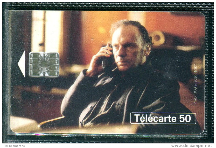 Télécartes 50 Unités : Jean Louis Trintignant Dans "Trois Couleurs Rouge" - Tirage 3 000 000 Ex - 1995