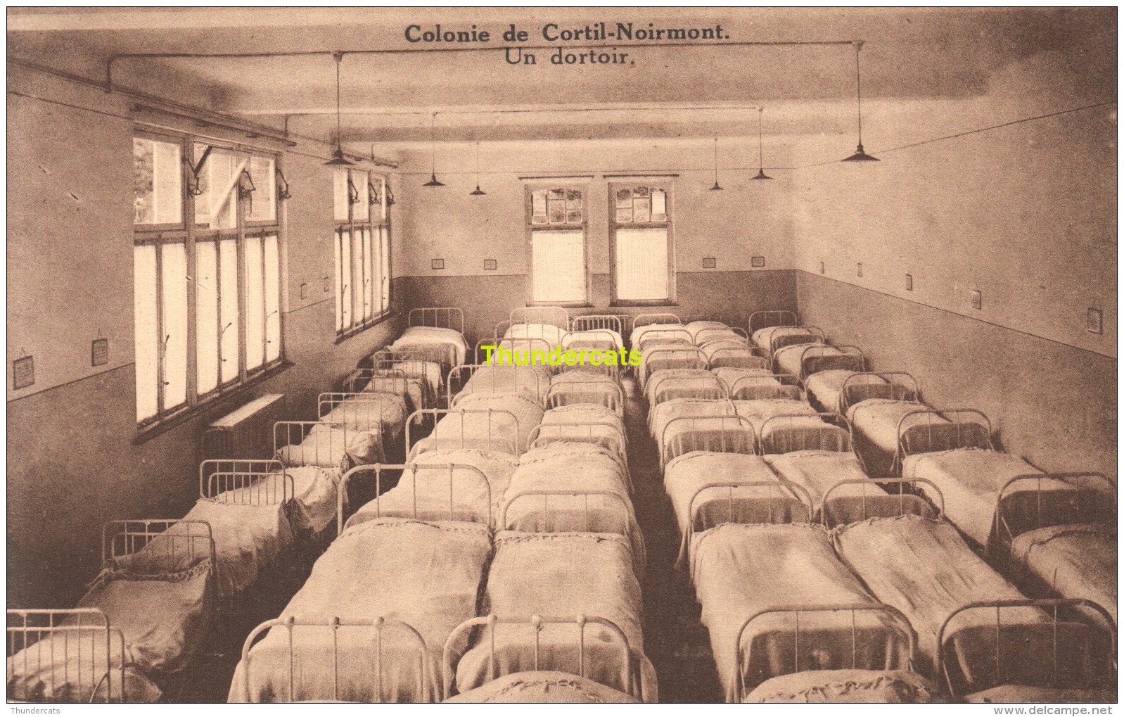 CPA OEUVRE NATIONALE DE L'ENFANCE COLONIE DE CORTIL NOIRMONT UN DORTOIR - Chastre