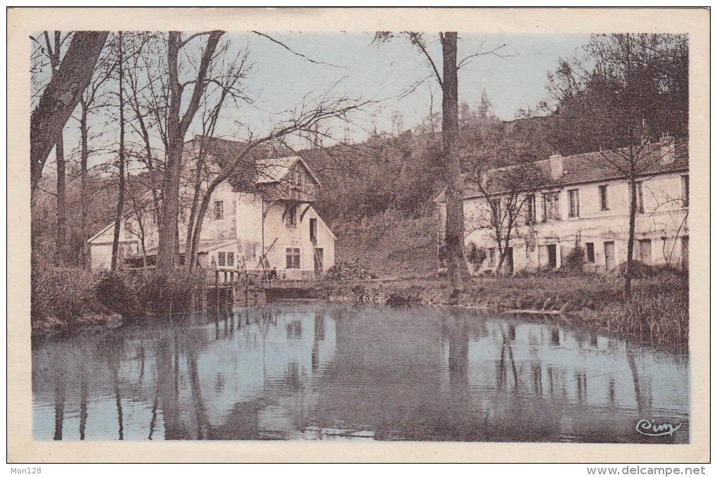 PERIGNY (94)  LE MOULIN - Perigny