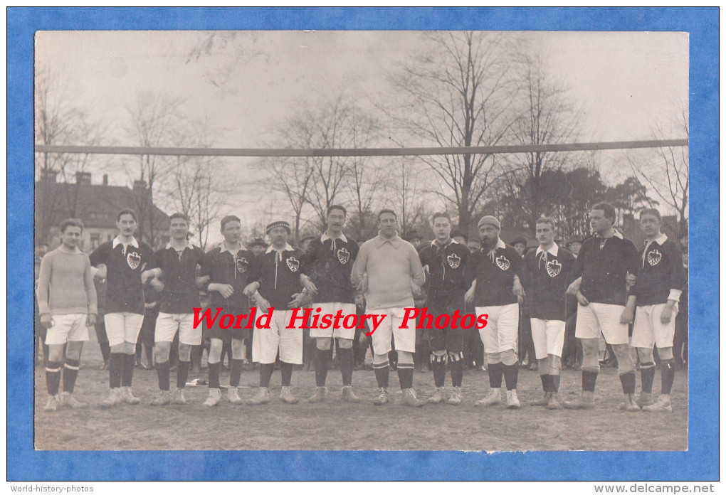 CPA Photo - LIPPSTADT - Portrait D'une équipe De Football - Voir Maillot - 1914 - Lippstadt