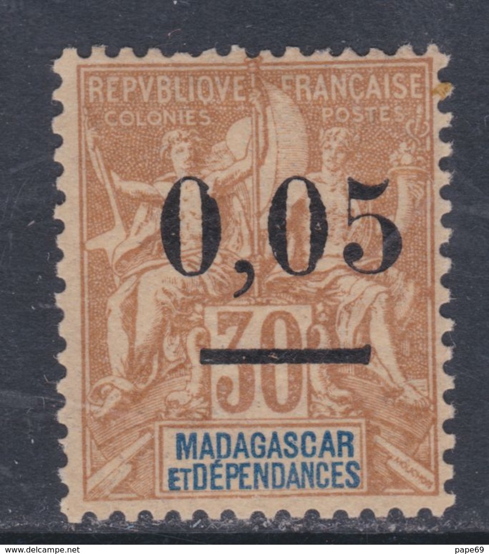 Madagascar N° 52  I X  Timbre Surchargé :  0.05 Sur 30 C., Type I Sans Charnière, TB - Nuovi
