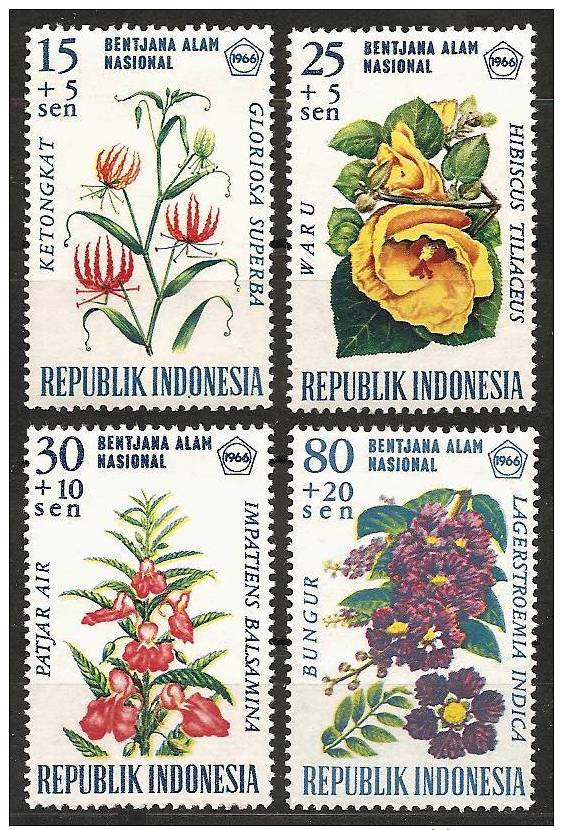 INDONESIA 1966 - Welfare / Flowers III / Waterflood SOLO 4v Compl - Zbl 536-539 MNH ** Cv€2,00 I302 - Indonesien
