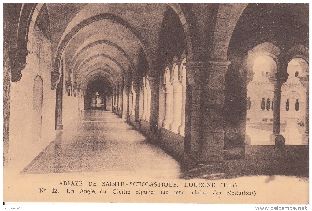 Cp , 81 , DOURGNE , Abbaye De Sainte-Scholastique , Un Angle Du Cloître Régulier (au Fond, Cloître Des Récréations) - Dourgne