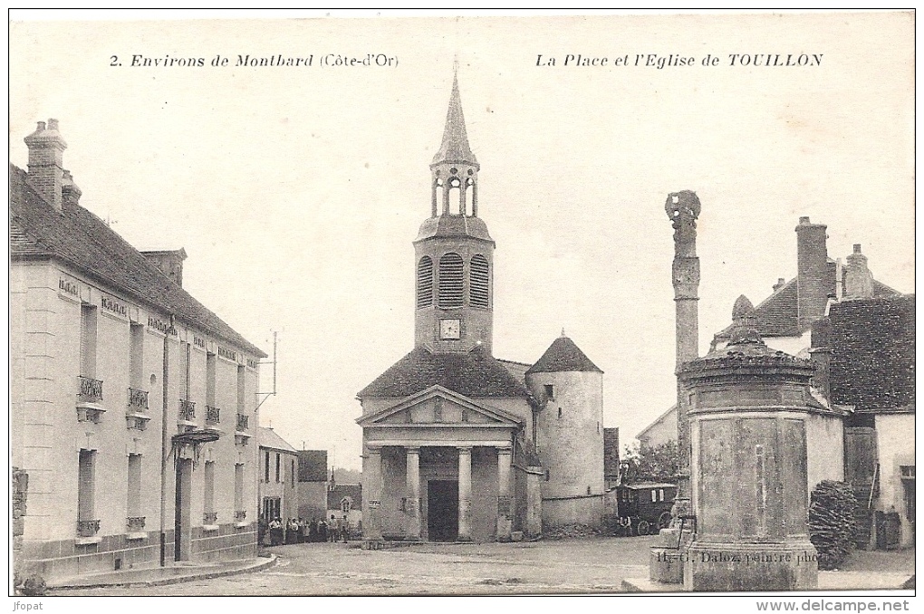 21 COTE D OR - TOUILLON Place Et L'Eglise - Autres & Non Classés