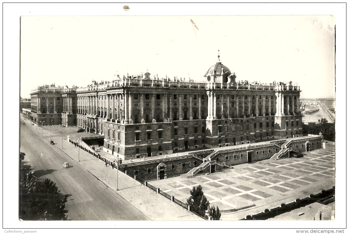 Cp, Espagne, Madrid, Le Palais Royal - Madrid