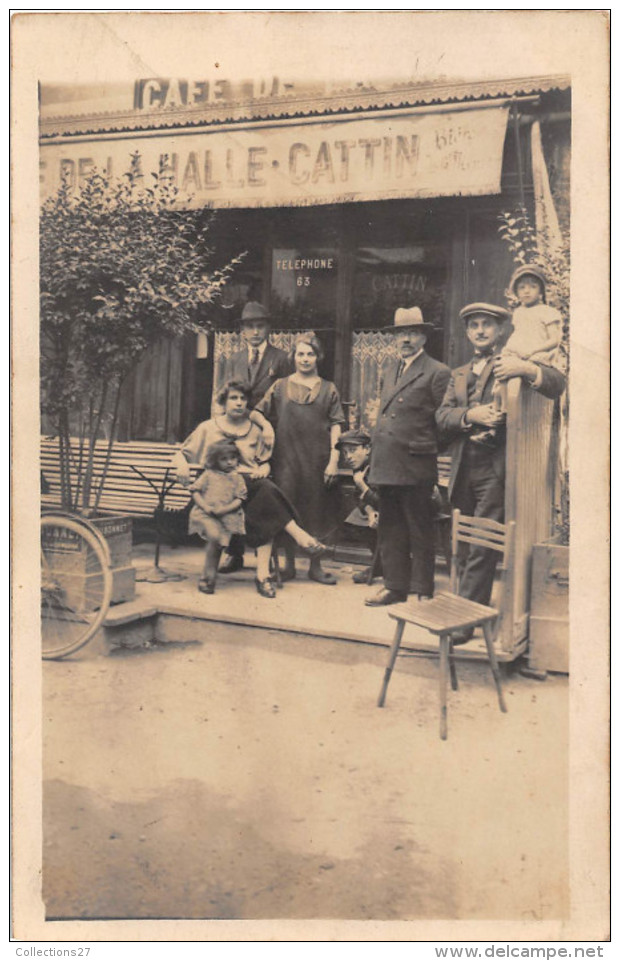 CARTE PHOTO -NON SITUEE -  CAFE DE LA HALL CATTIN - Cafés