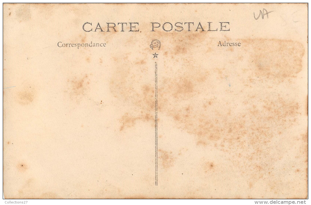 CARTE PHOTO -NON SITUEE -  CAFE DE LA HALL CATTIN - Cafés