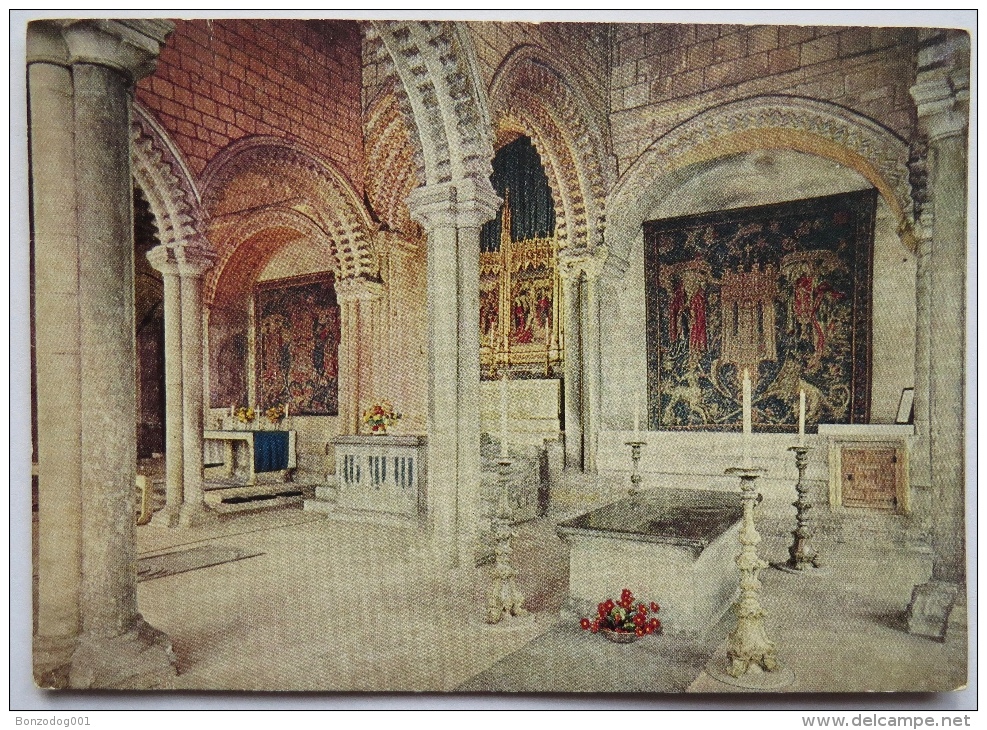 TOMB OF VENERABLE BEDE, THE GALILEE CHAPEL, DURHAM CATHEDRAL. - Other & Unclassified