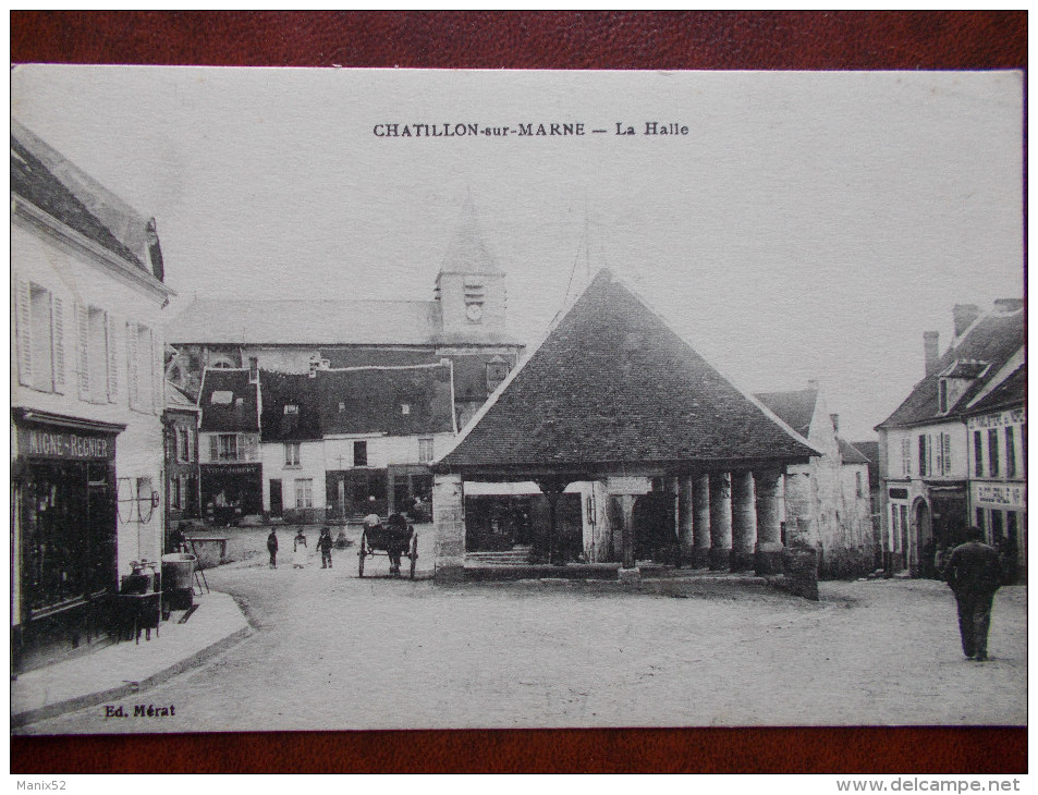 51 - CHATILLON Sur MARNE - La Halle. (animée - Attelage) - Châtillon-sur-Marne
