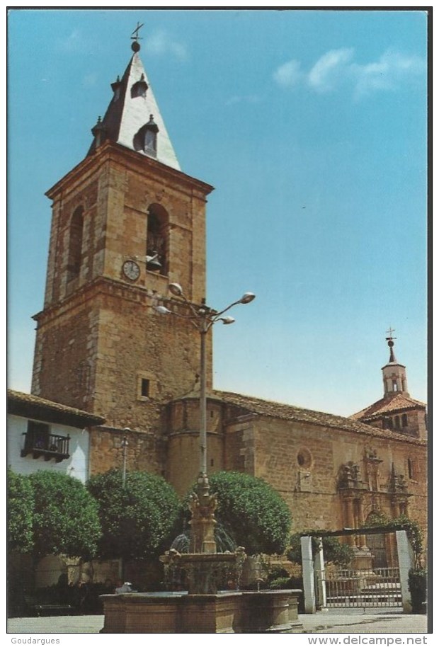 Fuente Plaza Mayor, Torre Y Fachada Iglesia Tarazona De La Mancha (Albacete) - Albacete