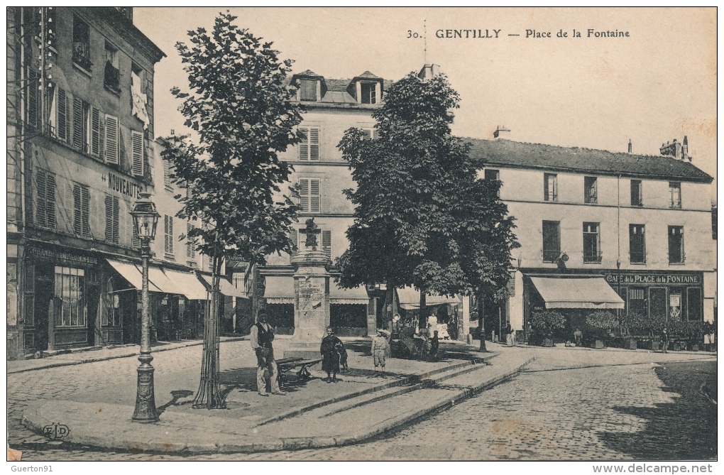 ( CPA 94 )  GENTILLY  /  Place De La Fontaine - - Gentilly