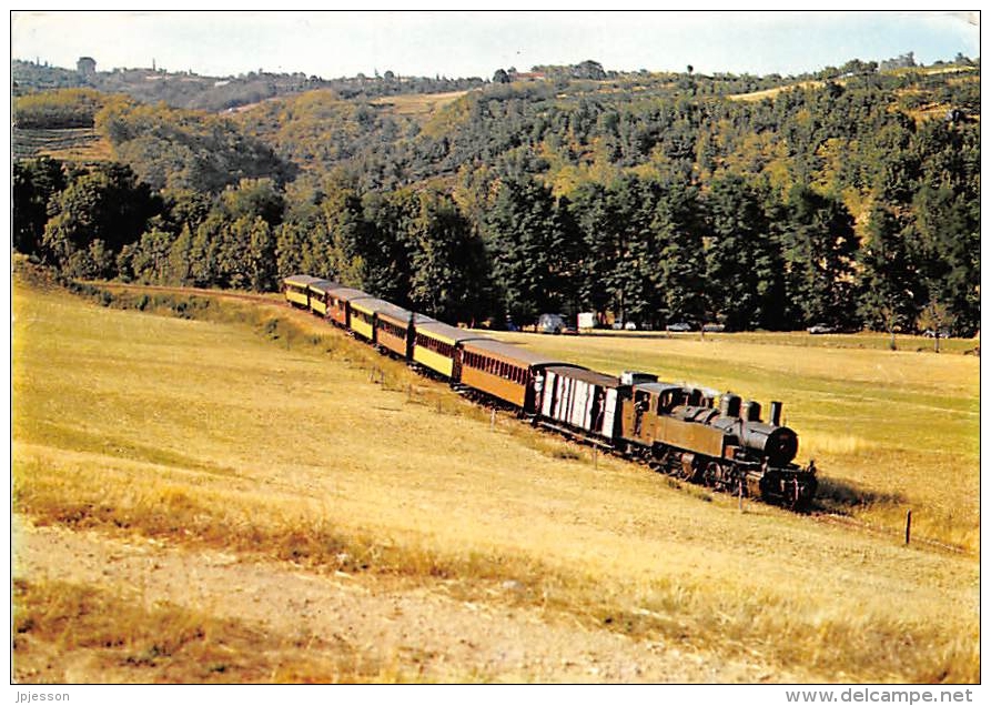 ARDECHE  07  DANS LA CAMPAGNE DE BOUCIEU LE ROI  CHEMIN DE FER DU VIVARAIS - Altri & Non Classificati