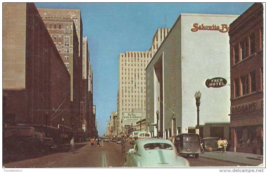 U S A, TEXAS, HOUSTON,  STREET SCENE  [4225] - Houston