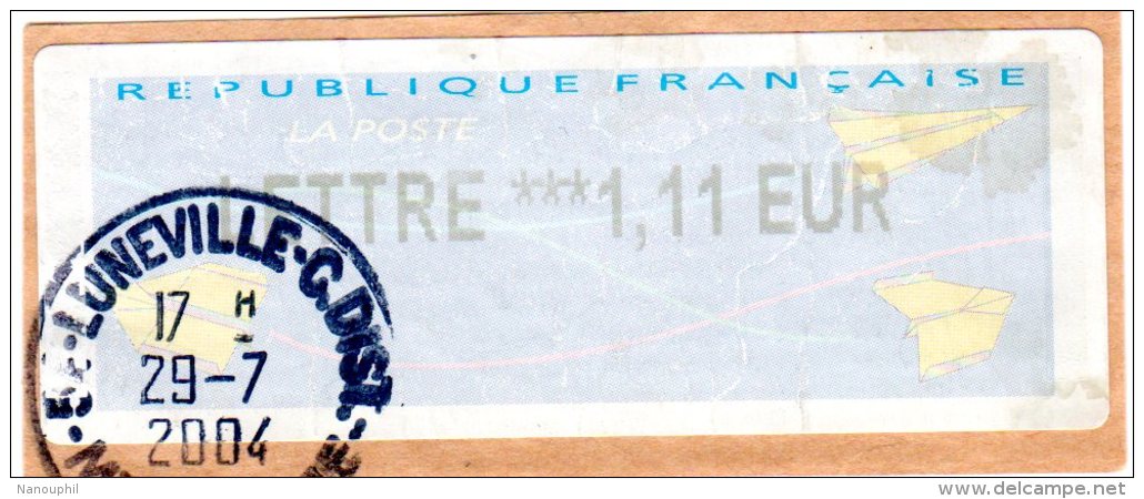 VIGNETTE LISA     "   LUNEVILLE    "         1.11  Euros     (sur Fragment) - 2000 Type « Avions En Papier »