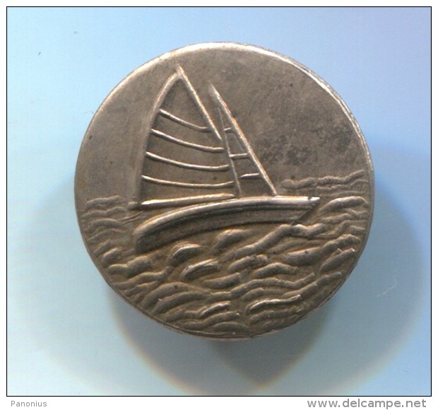 Sailboat, Boat Ship - Sailing Yachting, Vintage Pin  Badge - Vela