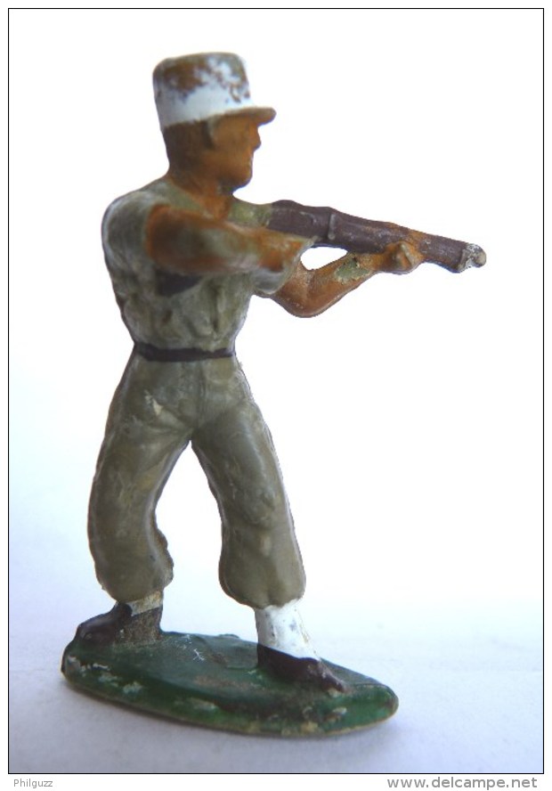 SOLDAT FIGURINE FIG STARLUX LEGIONNAIRE 83 TIREUR FUSIL DEBOUT 1955 (1) - Starlux