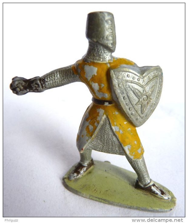 Figurine Guilbert MOYEN AGE CHEVALIER CROISE JAUNE  60's Pas Starlux Clairet Cyrnos, Incomplet - Militaires