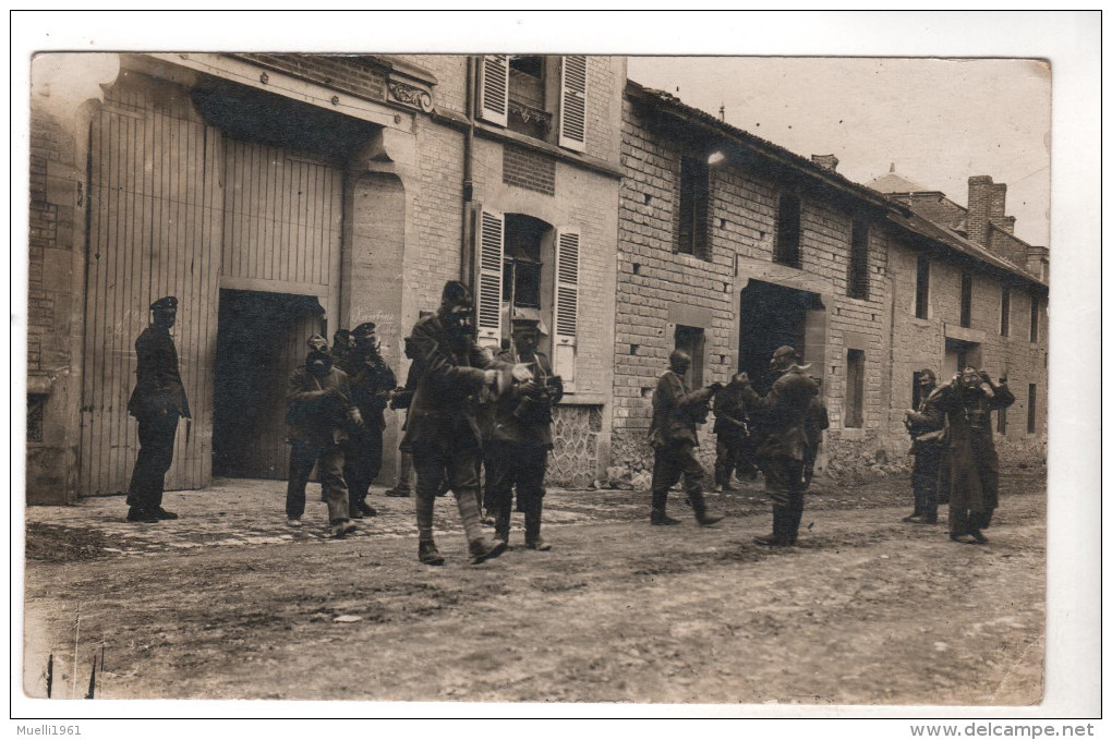 Nr.  6957,  FOTO-AK,  Übung Mit Gasmasken - Guerre 1914-18