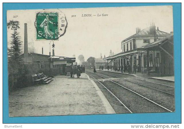 CPA 901 - Chemin De Fer Cheminots La Gare De LISON 14 - Autres & Non Classés