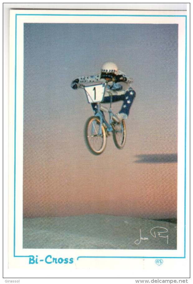 CPM COUREUR CYCLISTE CYCLISME VELO BI CROSS FIGURE SEUL COUCHER DE SOLEIL  SIGNEE ED AS - Ciclismo