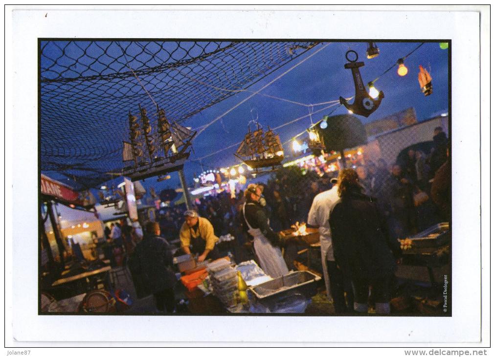 CPM   76 DIEPPE          SCENE NOCTURNE DU PORT - Plazas De Mercados