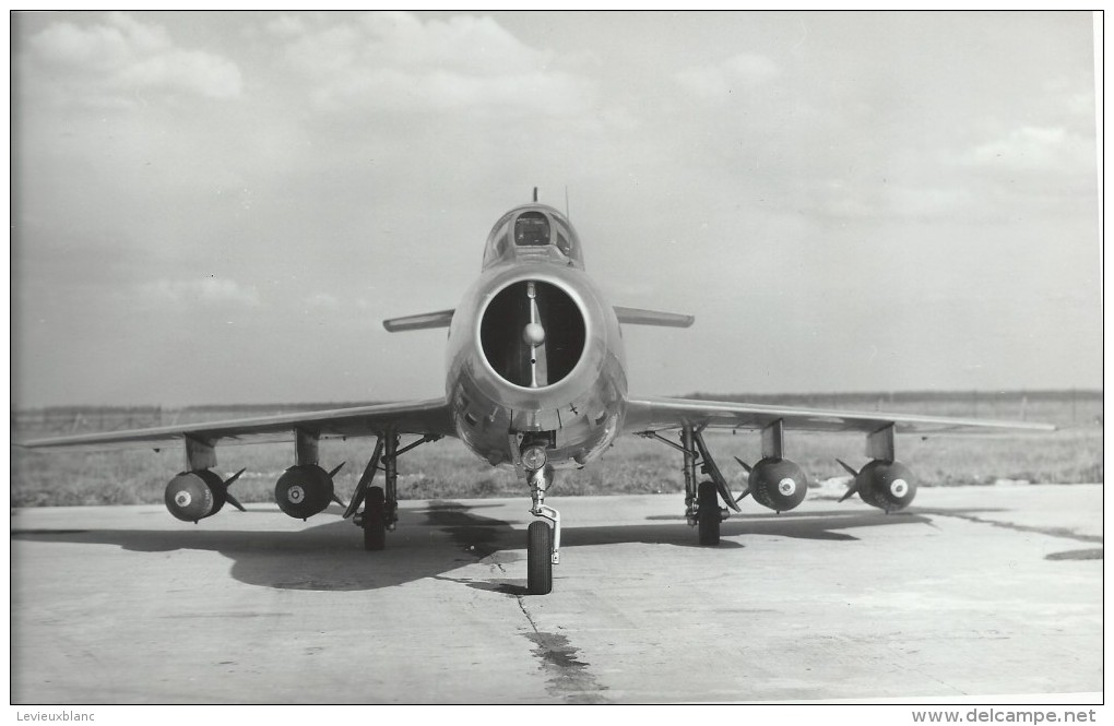 Photographie D´époque/Avions Marcel DASSAULT/Avion De Combat à Identifier/Vers 1970   AV14 - Aviation