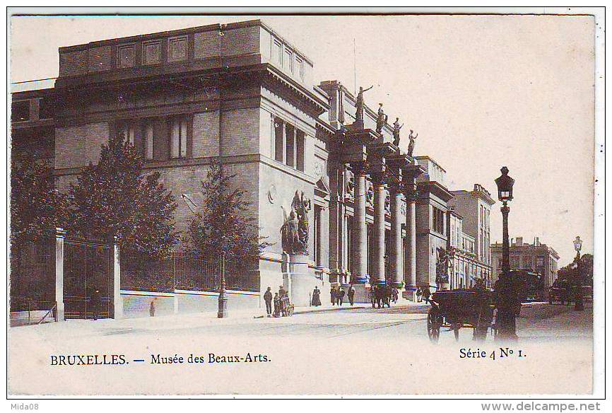 BRUXELLES . MUSEE DES BEAUX ARTS . SERIE 4 . N: 1 . Editeur COHN-DONNAY & Cie - Loten, Series, Verzamelingen