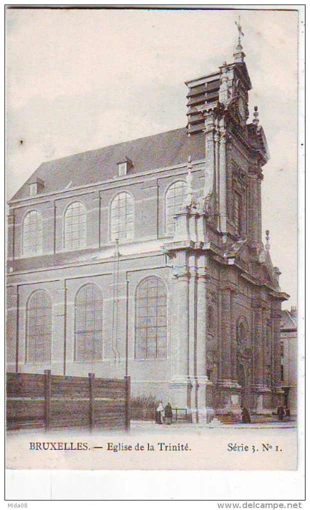 BRUXELLES . EGLISE DE LA TRINITE . SERIE 3 . N: 1 . Editeur COHN-DONNAY & Cie - Loten, Series, Verzamelingen