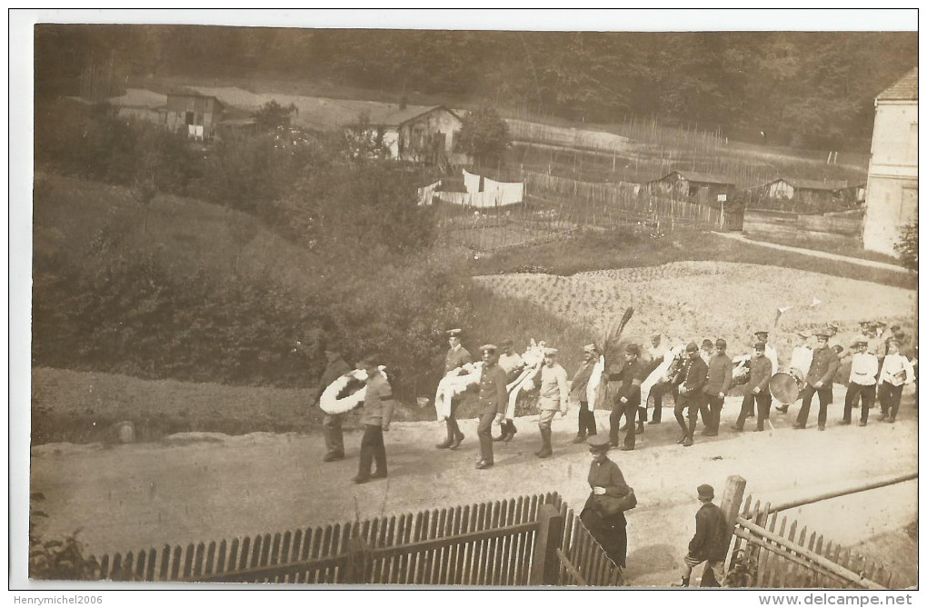 Militaria - Enterrement Avec Officiers Russes Soldats Français Et Anglais  Dame Croix Rouge  La Foret D'au Doulaincourt - Weltkrieg 1914-18