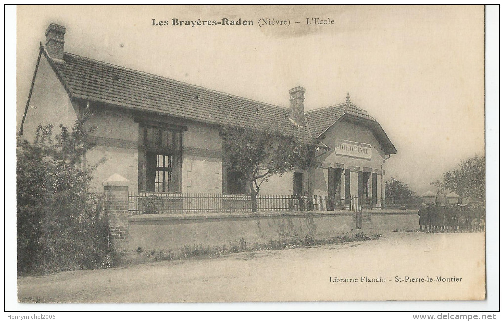 Nièvre - 58 - Les Bruyères Radon L'école 1919 - Autres & Non Classés