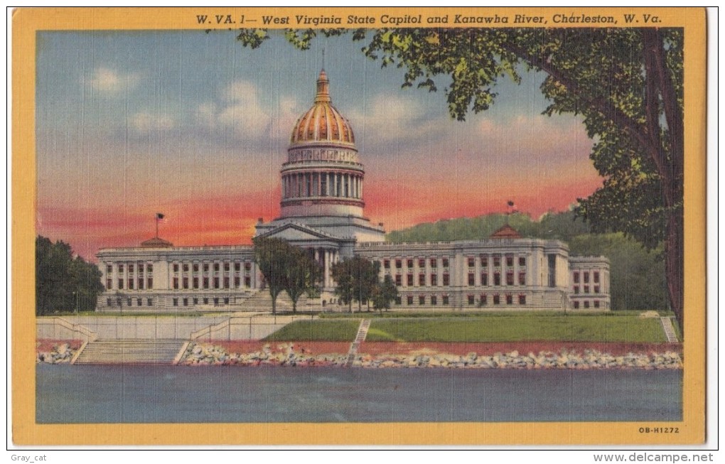 West Virginia State Capitol And Kanawha River, Charleston, Unused Linen Postcard [17096] - Charleston