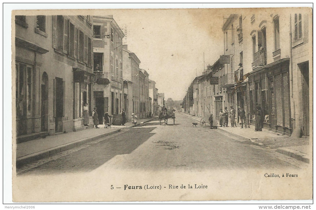 Loire - 42 - Feurs Rue De La Loire Animée - Feurs