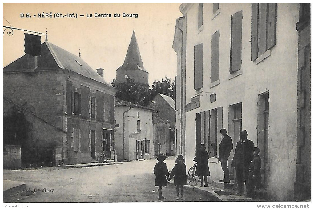 Néré - Le Centre Du Bourg Animée - Sonstige & Ohne Zuordnung