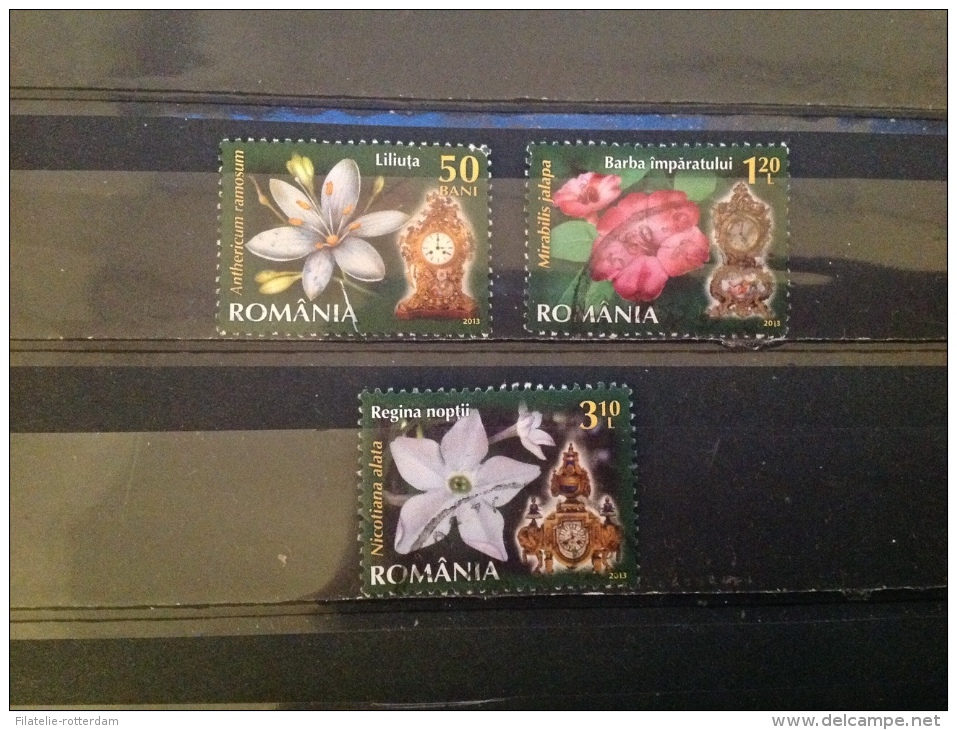 Roemenië / Romania - Serie Bloemen En Uurwerken 2013 Very Rare! - Usati