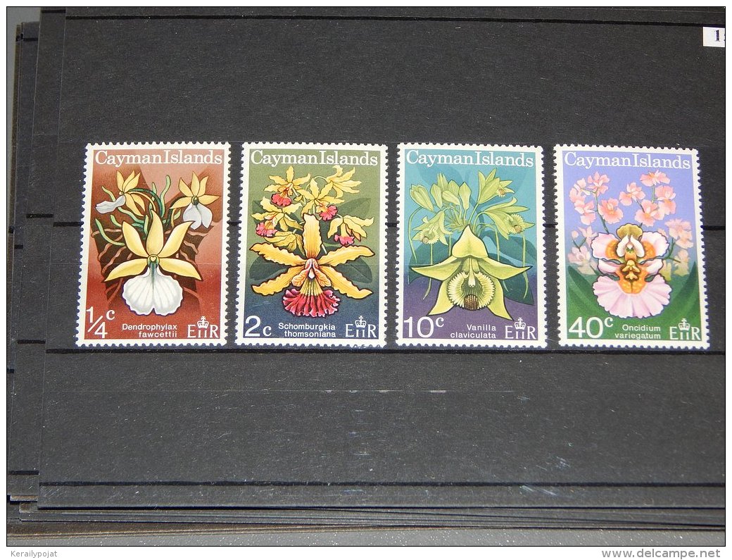 Cayman Islands - 1971 Orchids MNH__(TH-15342) - Kaaiman Eilanden