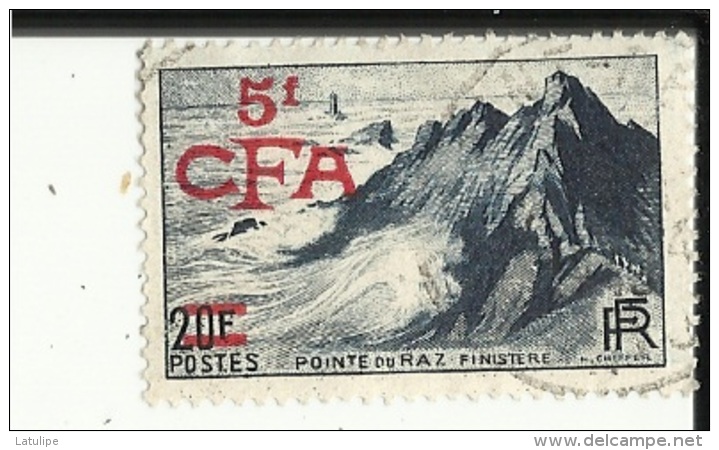 1 Timbre De France No 764 _ 1946 (Pointe Du Raz) 20f  Surchargé 5 F   C F A - Autres & Non Classés