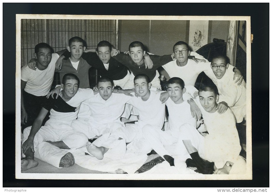 Japon Shimonoseki Vie Etudiante Japonais Ancienne Photo Snapshot Amateur 1958 - Anonymous Persons