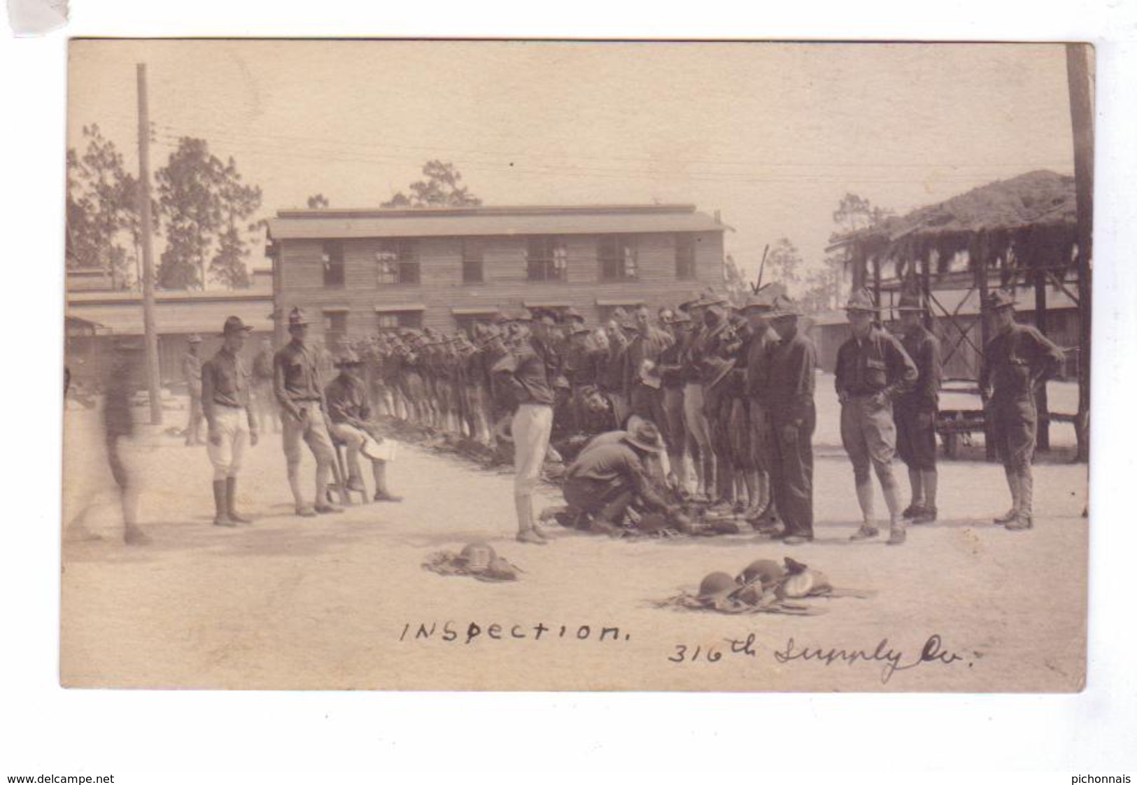 Carte Photo Guerre 14 18 Inspection Jacksonville FL  Soldats Americains 316 Th Supply Co - Guerre 1914-18