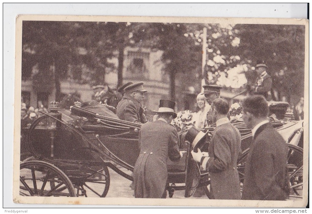 MONS VISITE DE LA FAMILLE ROYALE 1930 - Inaugurations