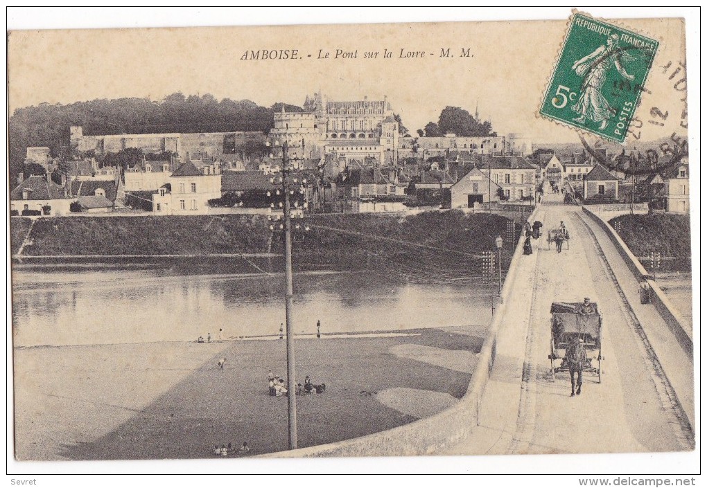 AMBOISE. - Le Pont Sur La Loire. Attelage 1er Plan - Amboise