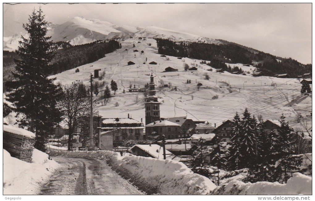 LA CLUSAZ - Joli lot de 11 cpsm