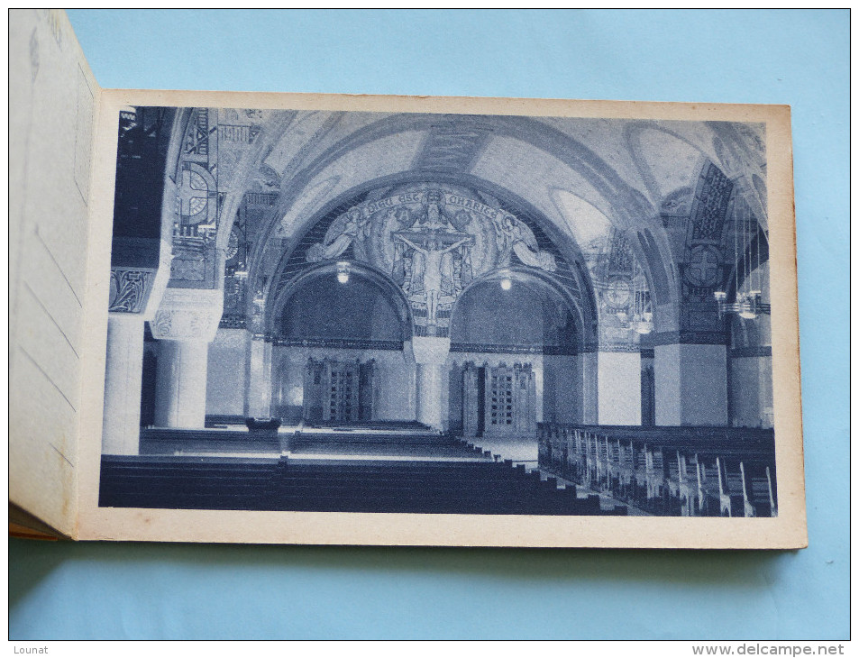 La Basilique Sainte Thérèse De L'enfant Jésus - Lisieux - 10 Vues - Heilige Plaatsen