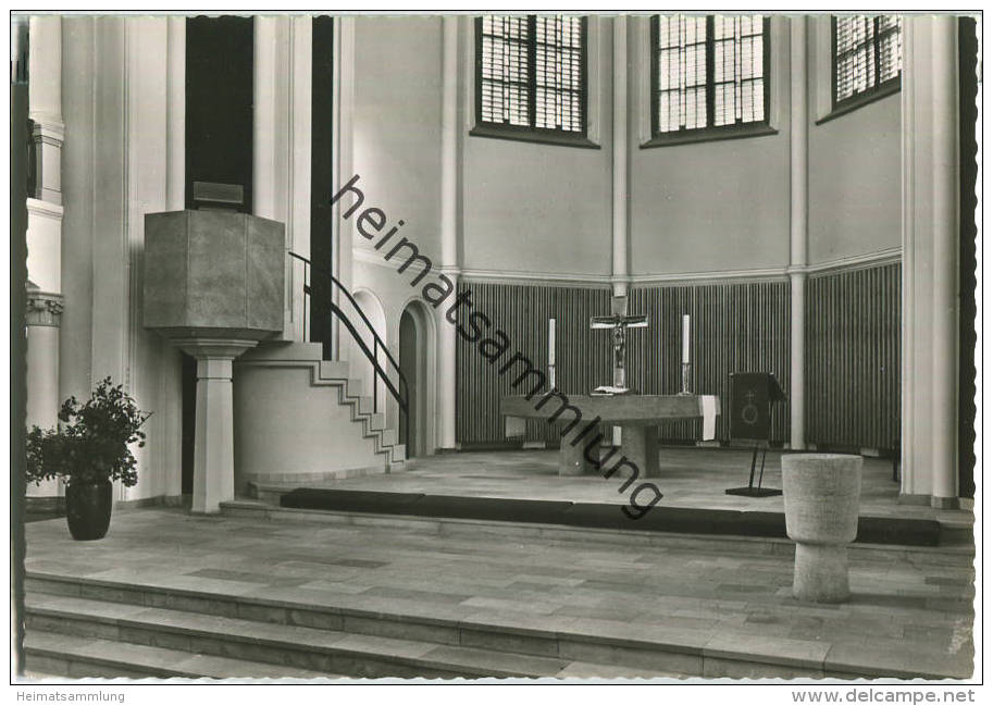 Berlin - Schöneberg - Ev. Zwölf-Apostel Kirche - Altar - Foto-Ansichtskarte - Schoeneberg