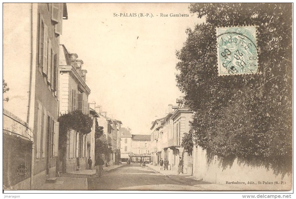 SAINT-PALAIS - Rue Gambetta - Barthaburu édition - écrite Et Circulée En 1905 - Tbe - Saint Palais