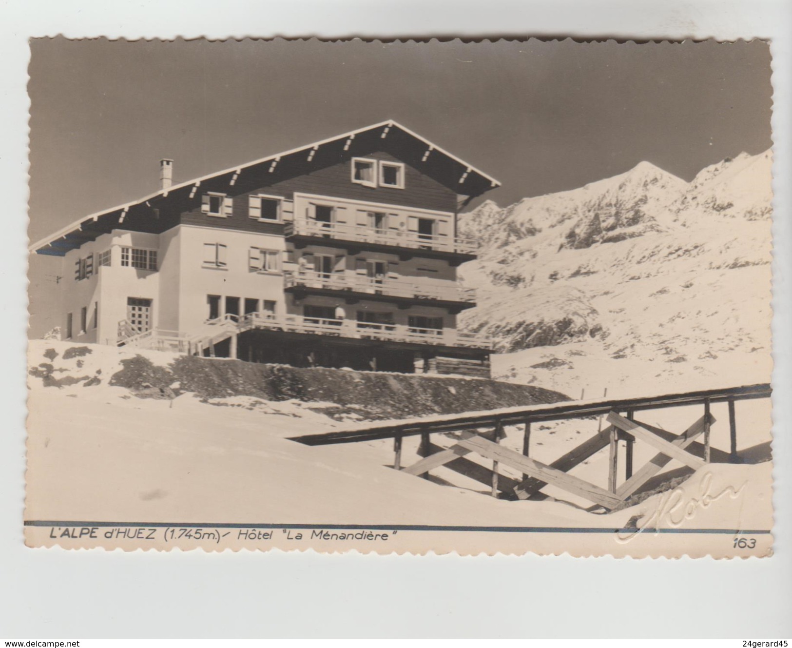 CPSM HUEZ (Isère) - L'ALPE D'HUEZ : 1745 M Hôtel "La Ménandière" - Sonstige & Ohne Zuordnung