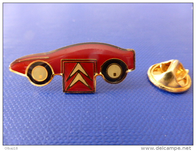 Pin´s Citroen - Logo Voiture Rouge (JC18) - Citroën